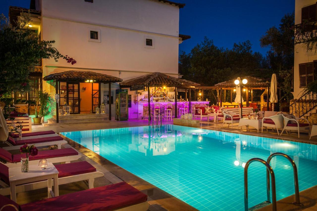 Papermoon Hotel & Apartments Каш Екстериор снимка