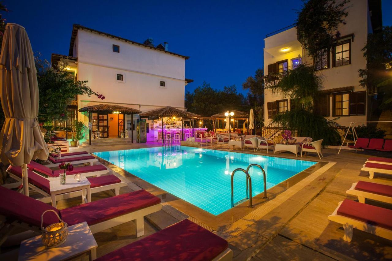 Papermoon Hotel & Apartments Каш Екстериор снимка
