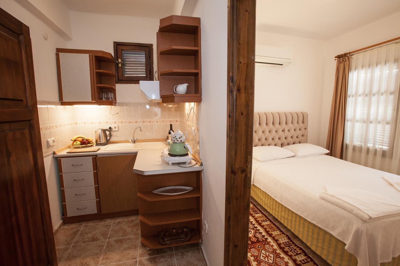 Papermoon Hotel & Apartments Каш Екстериор снимка